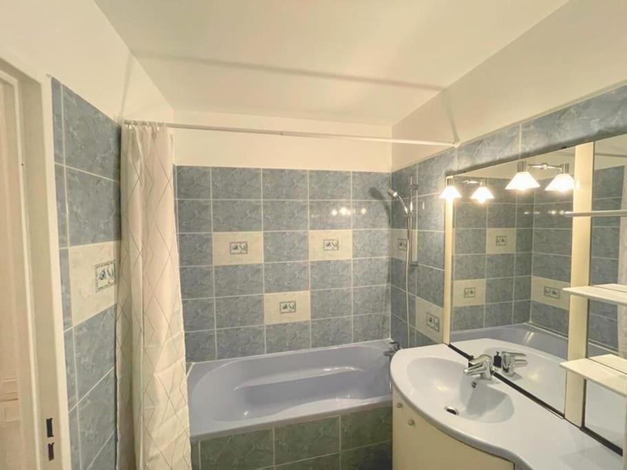 Apartamento 9 Min From Chateau De Vincennes - Paris & Disney Saint-Maurice  Exterior foto